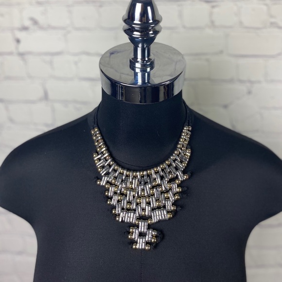 Vintage triangular gold/silver necklace - Picture 3 of 5